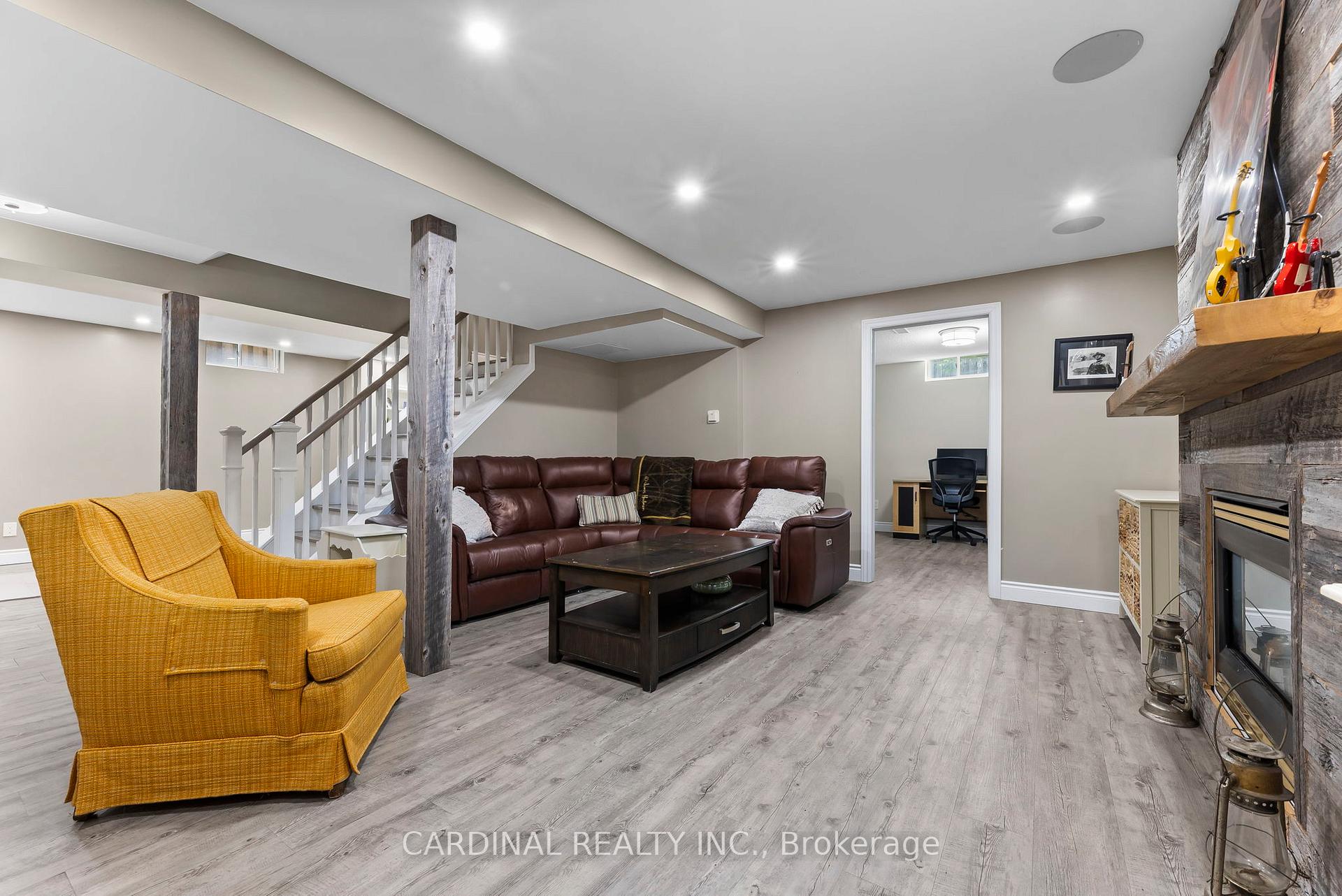 Photo 44 of 124 Avondale Drive, Clarington, Courtice — HOMEH