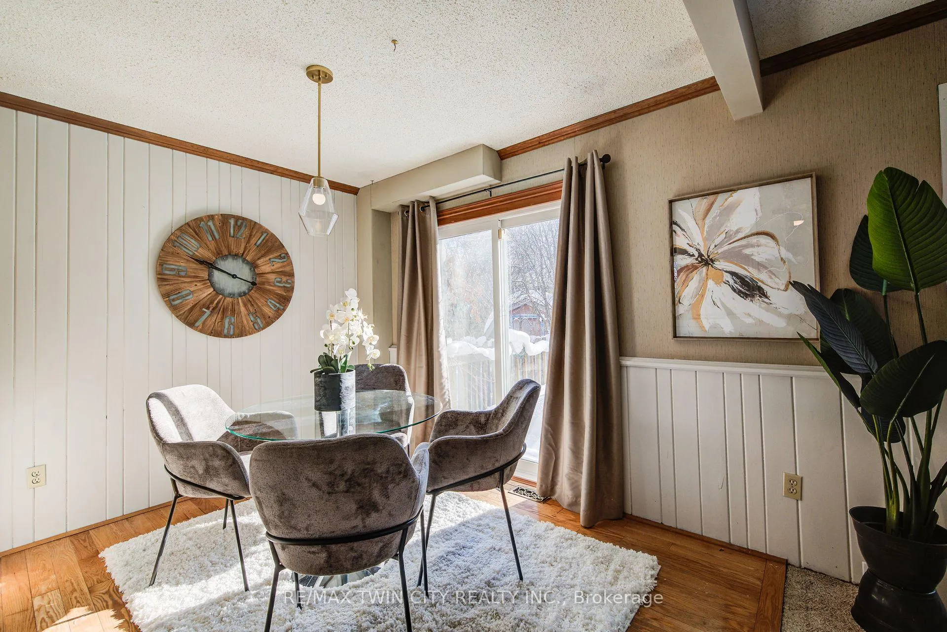 Photo 15 of 8 Laurelwood Court, Guelph, Kortright West — HOMEH