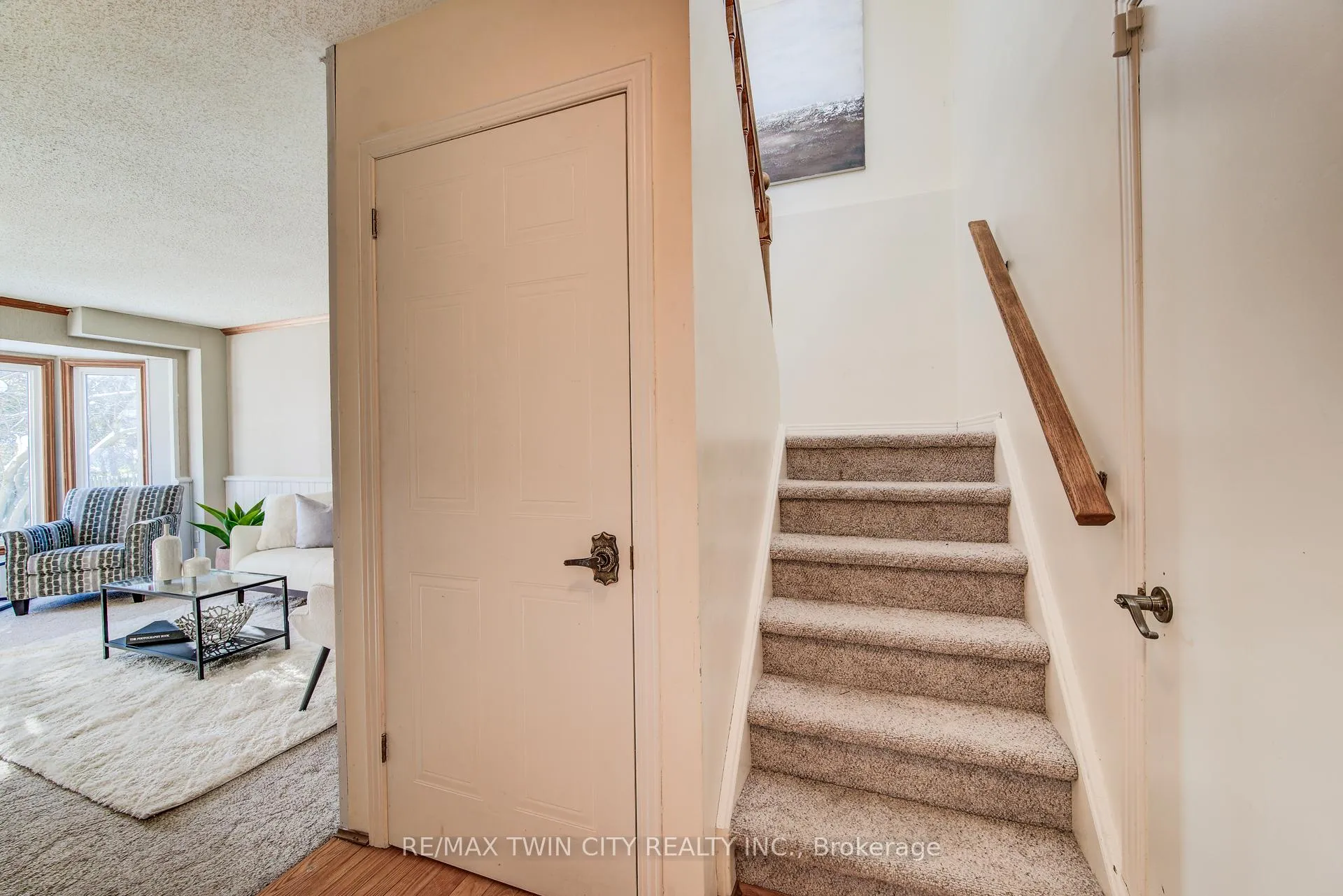 Photo 19 of 8 Laurelwood Court, Guelph, Kortright West — HOMEH