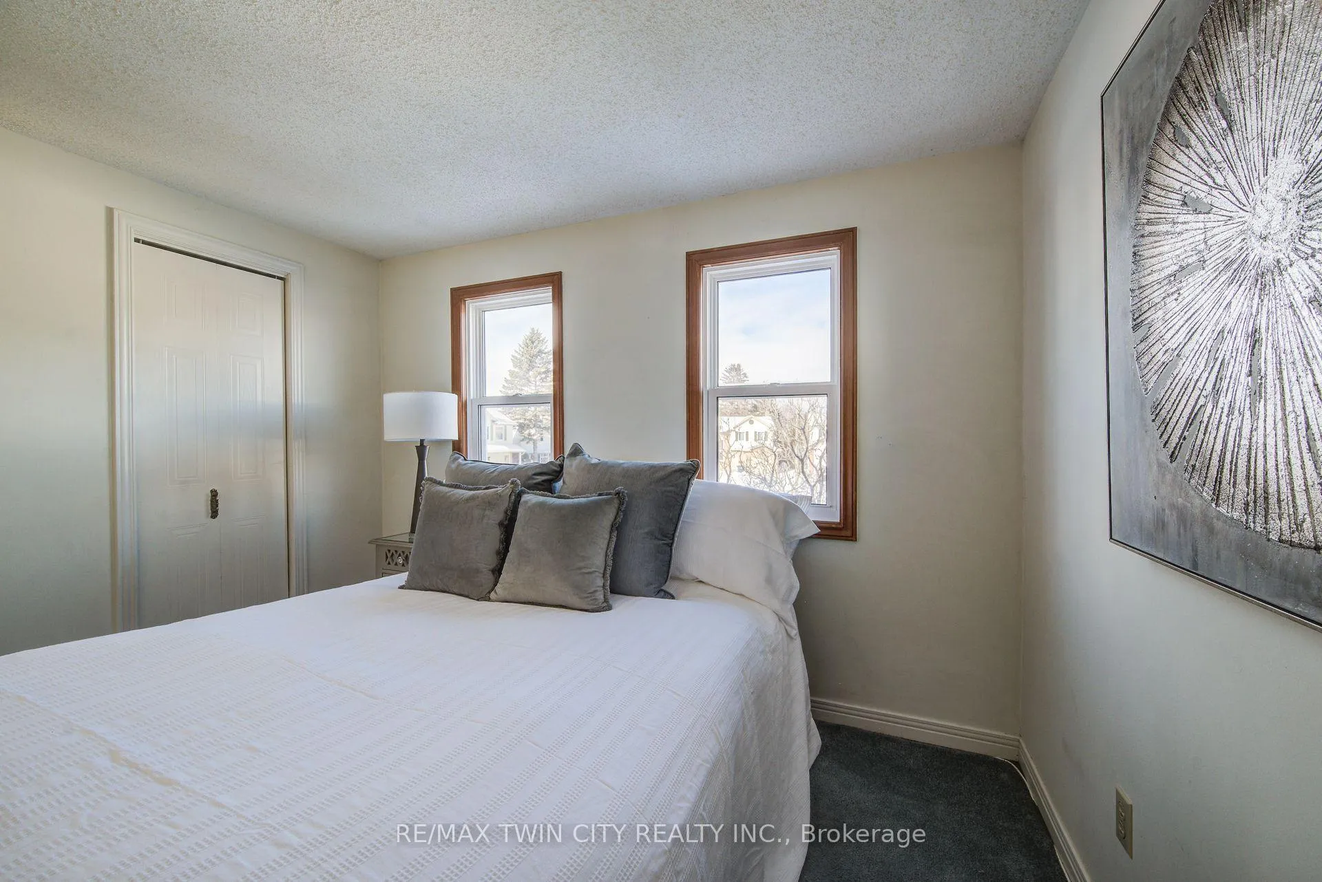 Photo 22 of 8 Laurelwood Court, Guelph, Kortright West — HOMEH