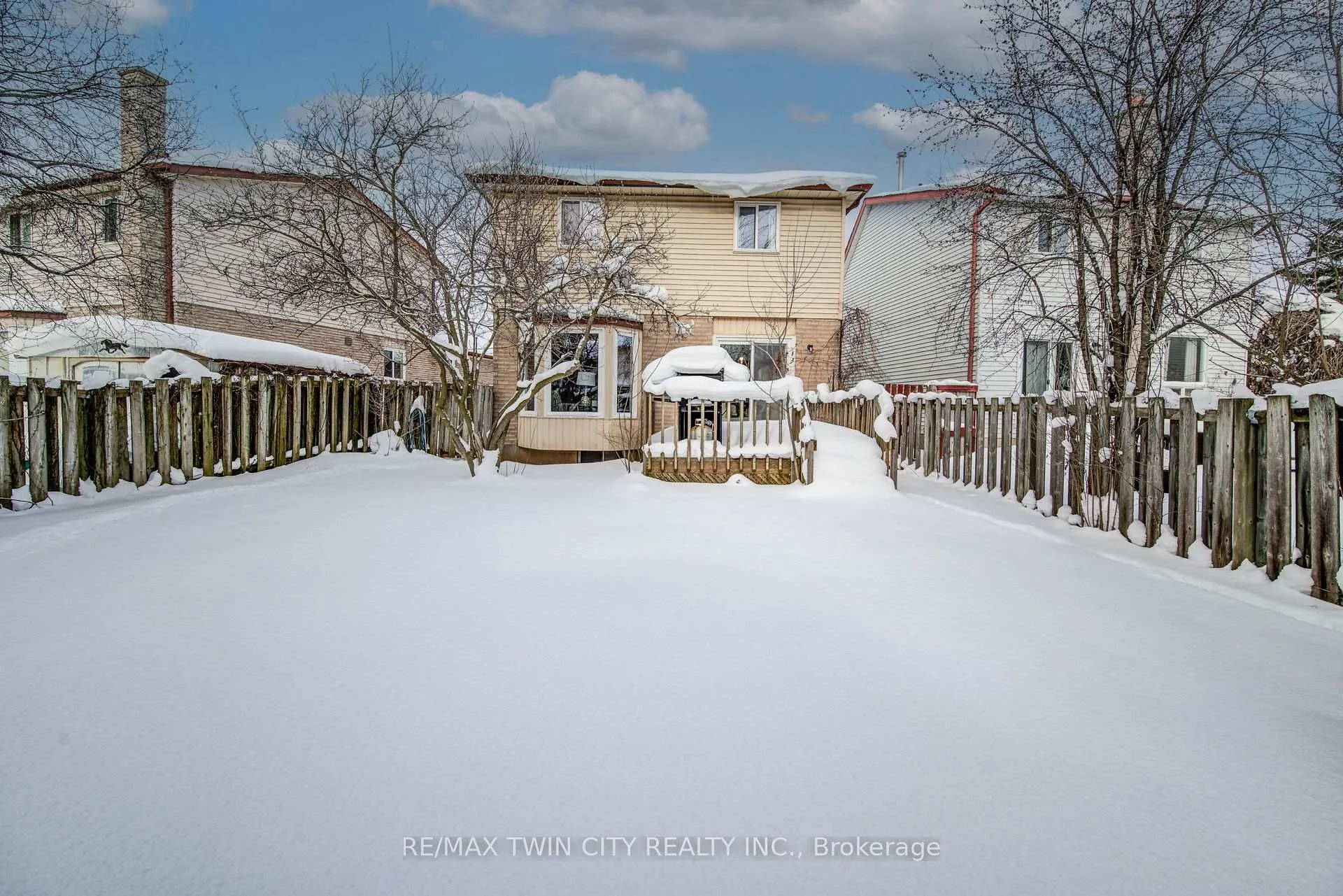 Photo 43 of 8 Laurelwood Court, Guelph, Kortright West — HOMEH