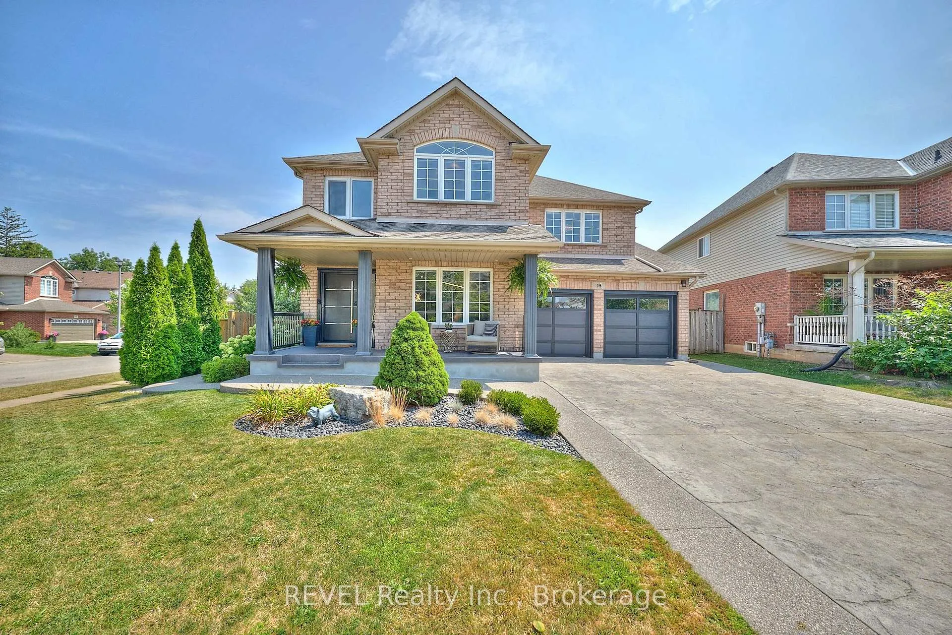 Front of 15 Fosh Court