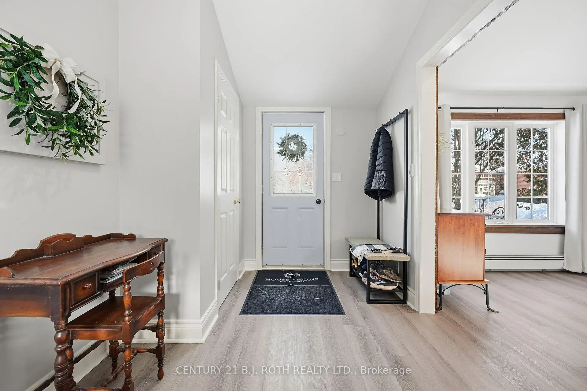 Photo 3 of 116 Burton Avenue, Barrie, Allandale — HOMEH