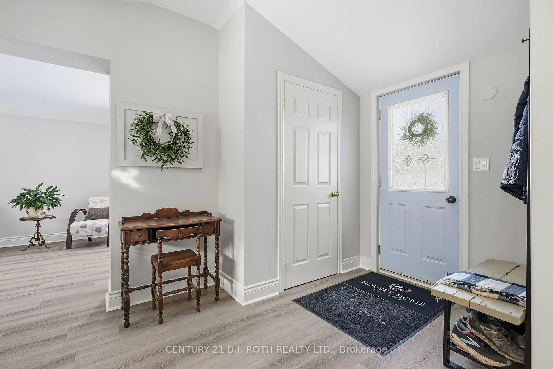Photo 9 of 116 Burton Avenue, Barrie, Allandale — HOMEH