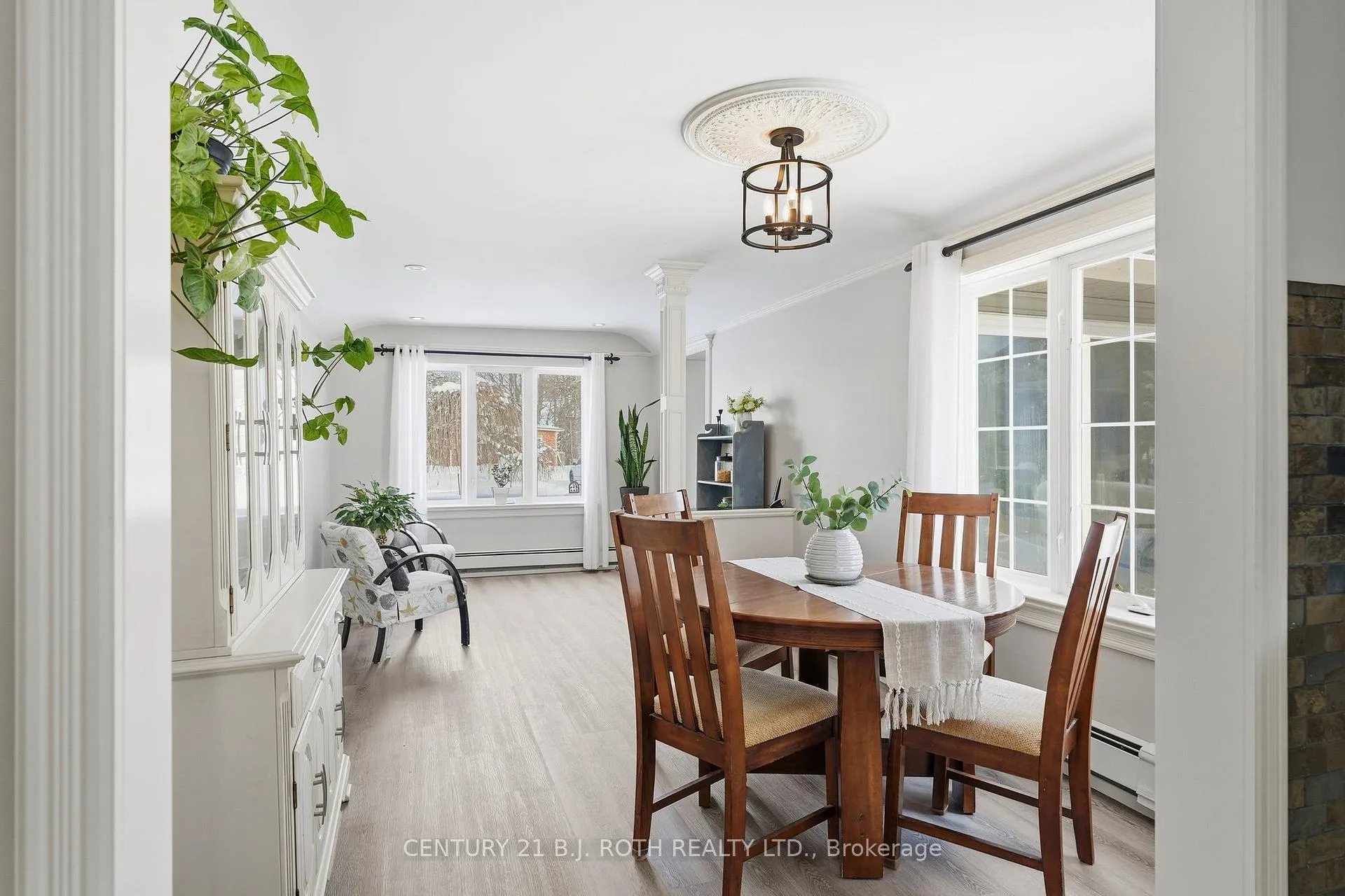 Photo 21 of 116 Burton Avenue, Barrie, Allandale — HOMEH