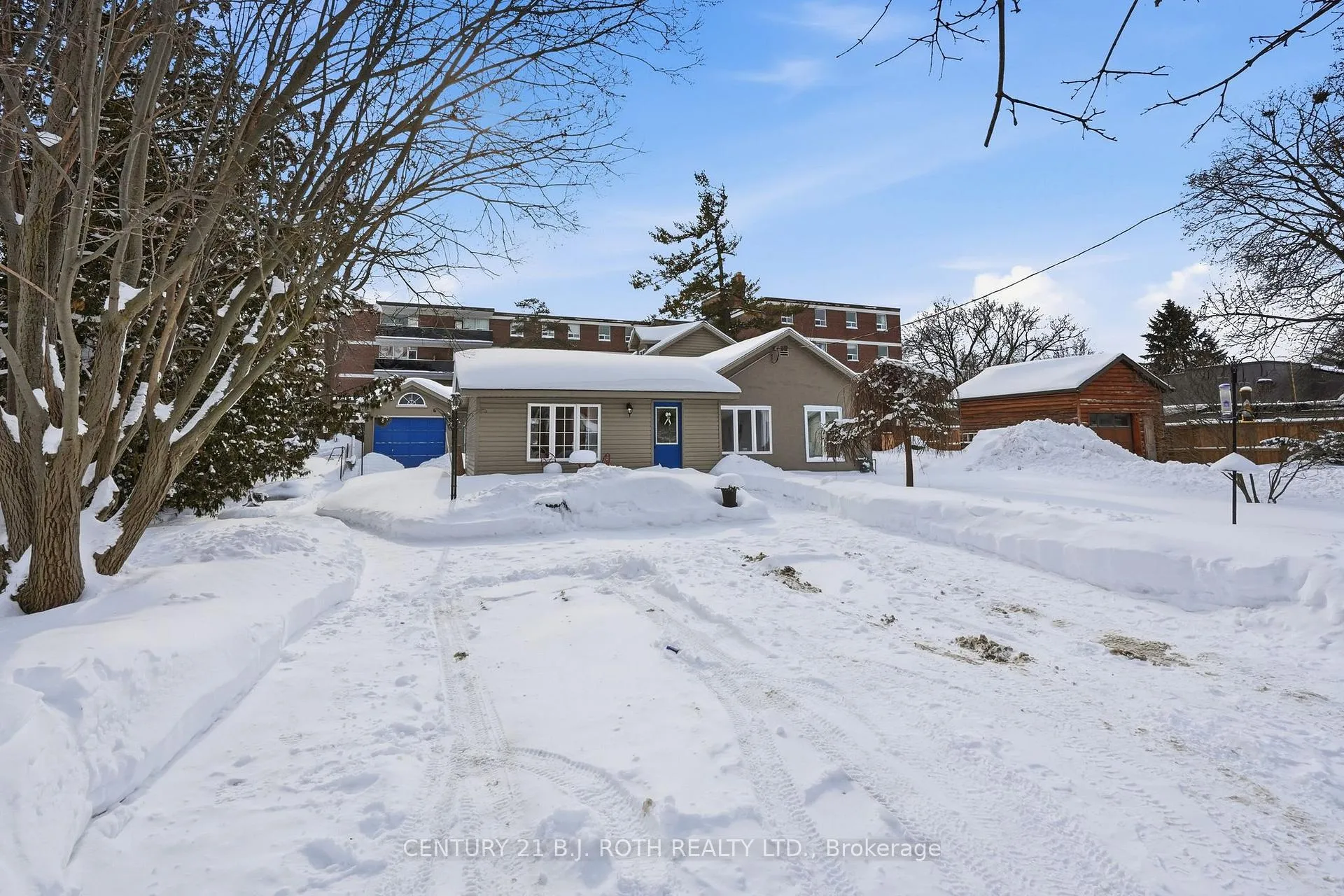 Photo 39 of 116 Burton Avenue, Barrie, Allandale — HOMEH