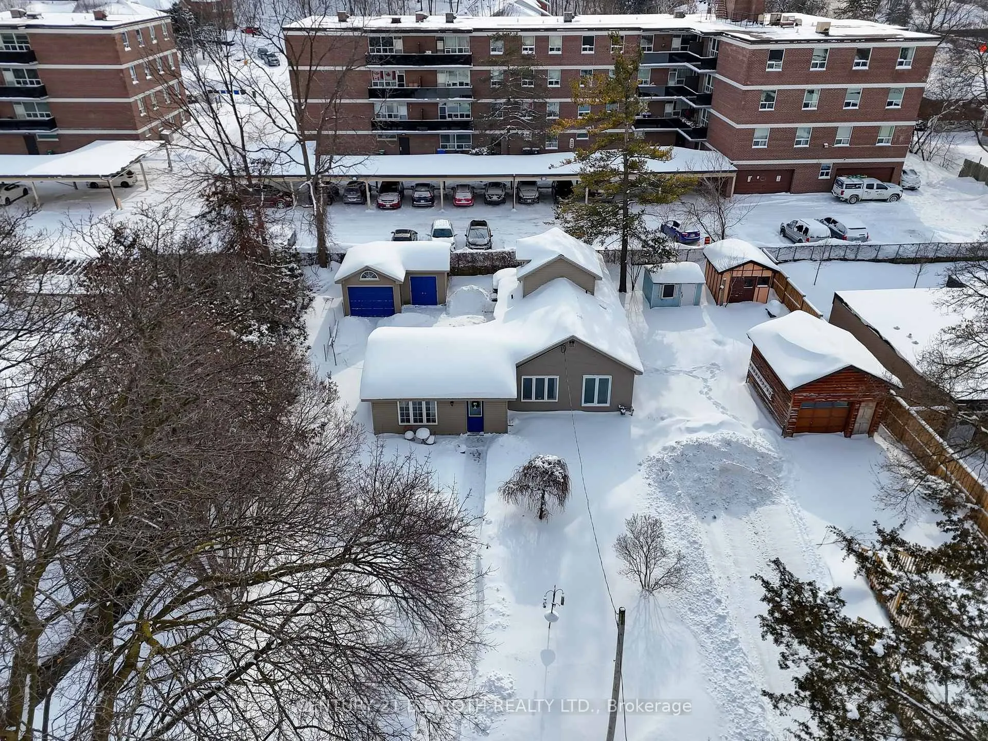 Photo 44 of 116 Burton Avenue, Barrie, Allandale — HOMEH