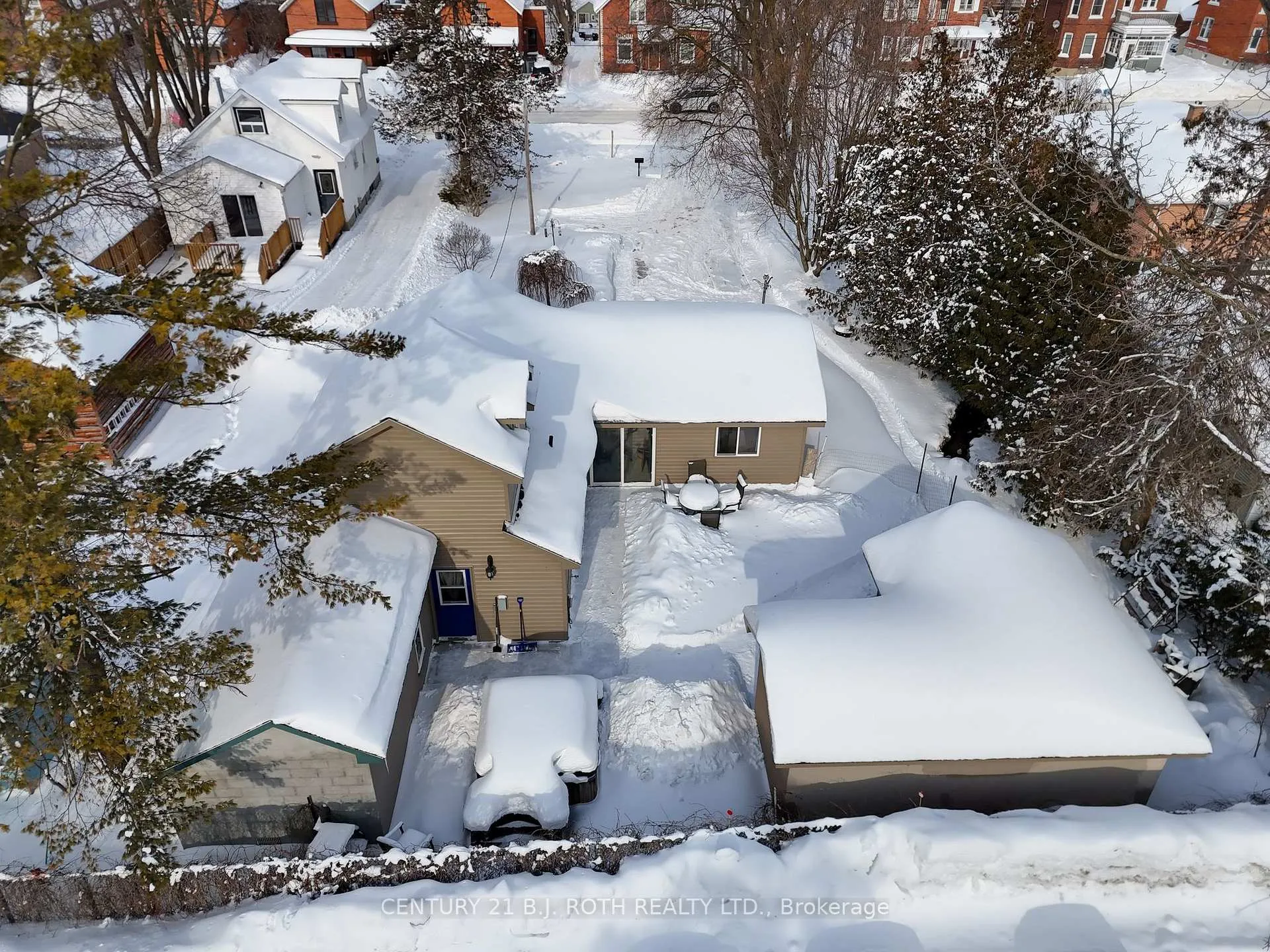 Photo 45 of 116 Burton Avenue, Barrie, Allandale — HOMEH