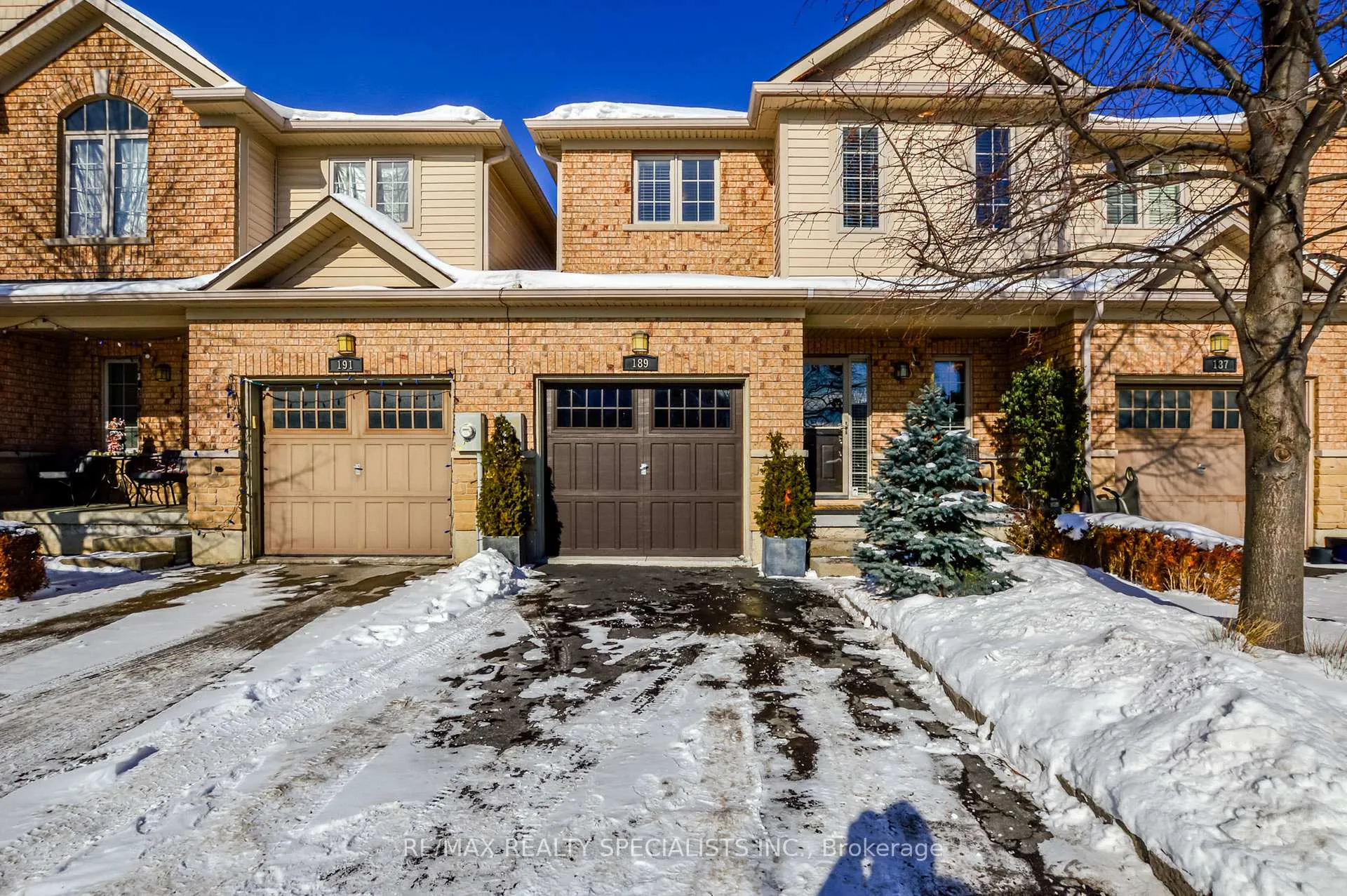 Front of 189 Fall Fair Way