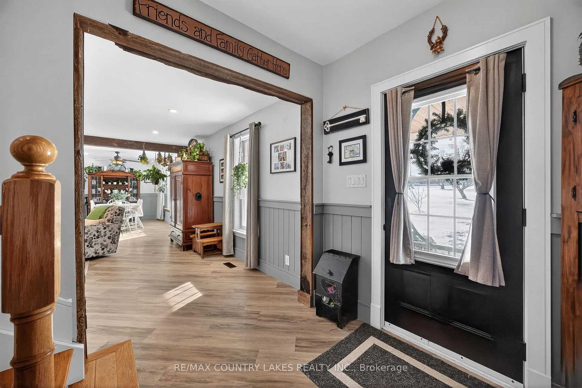 Photo 22 of 672 Simcoe Street, Brock, Beaverton — HOMEH