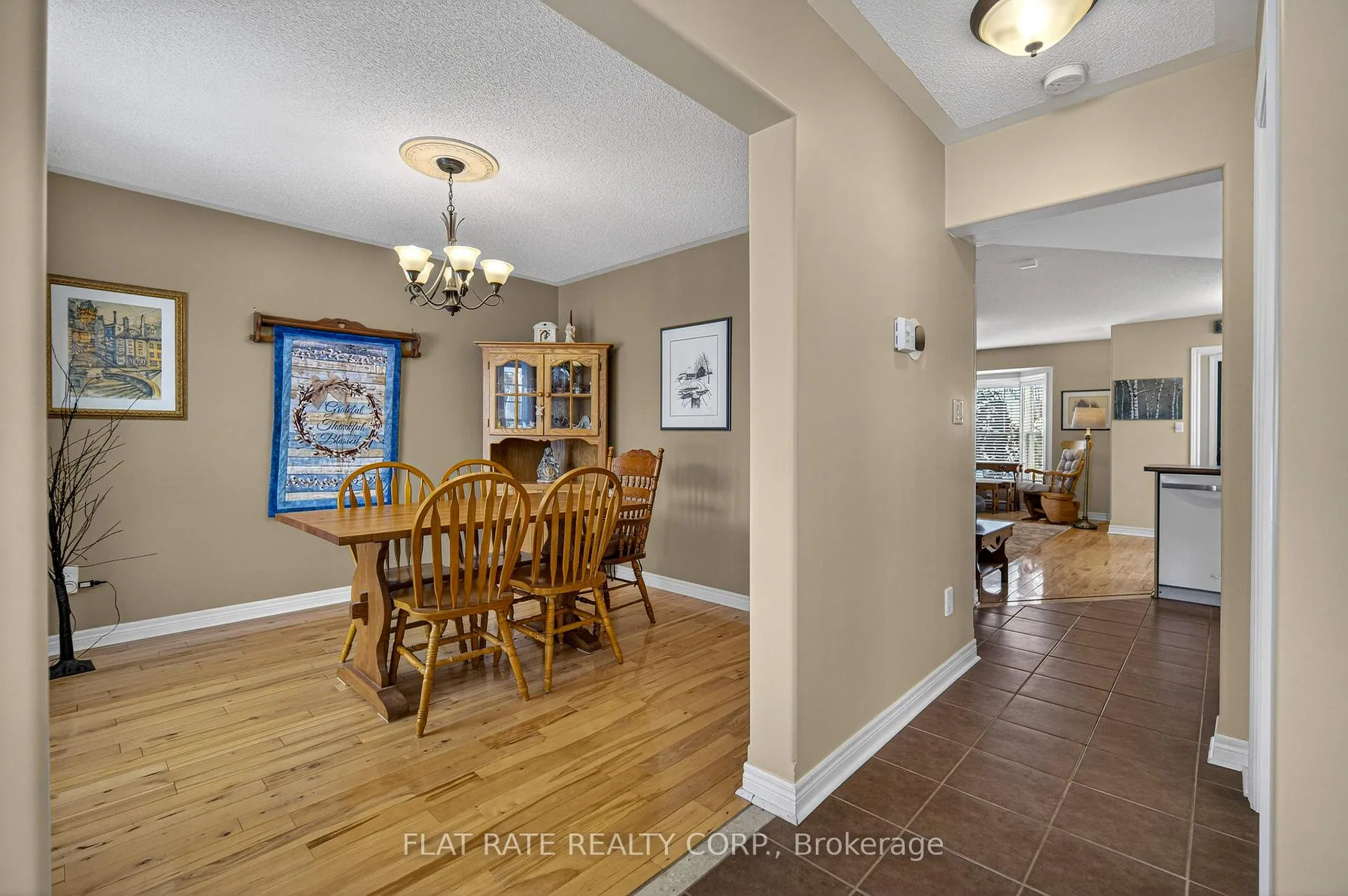Photo 4 of 169 Bowen Drive, Peterborough, Northcrest Ward 5 — HOMEH