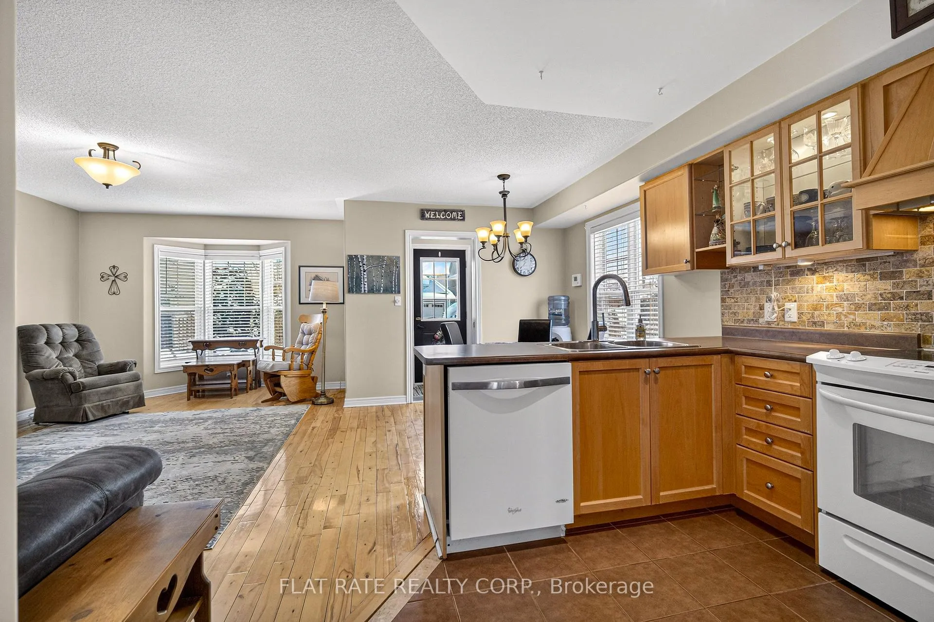 Photo 6 of 169 Bowen Drive, Peterborough, Northcrest Ward 5 — HOMEH