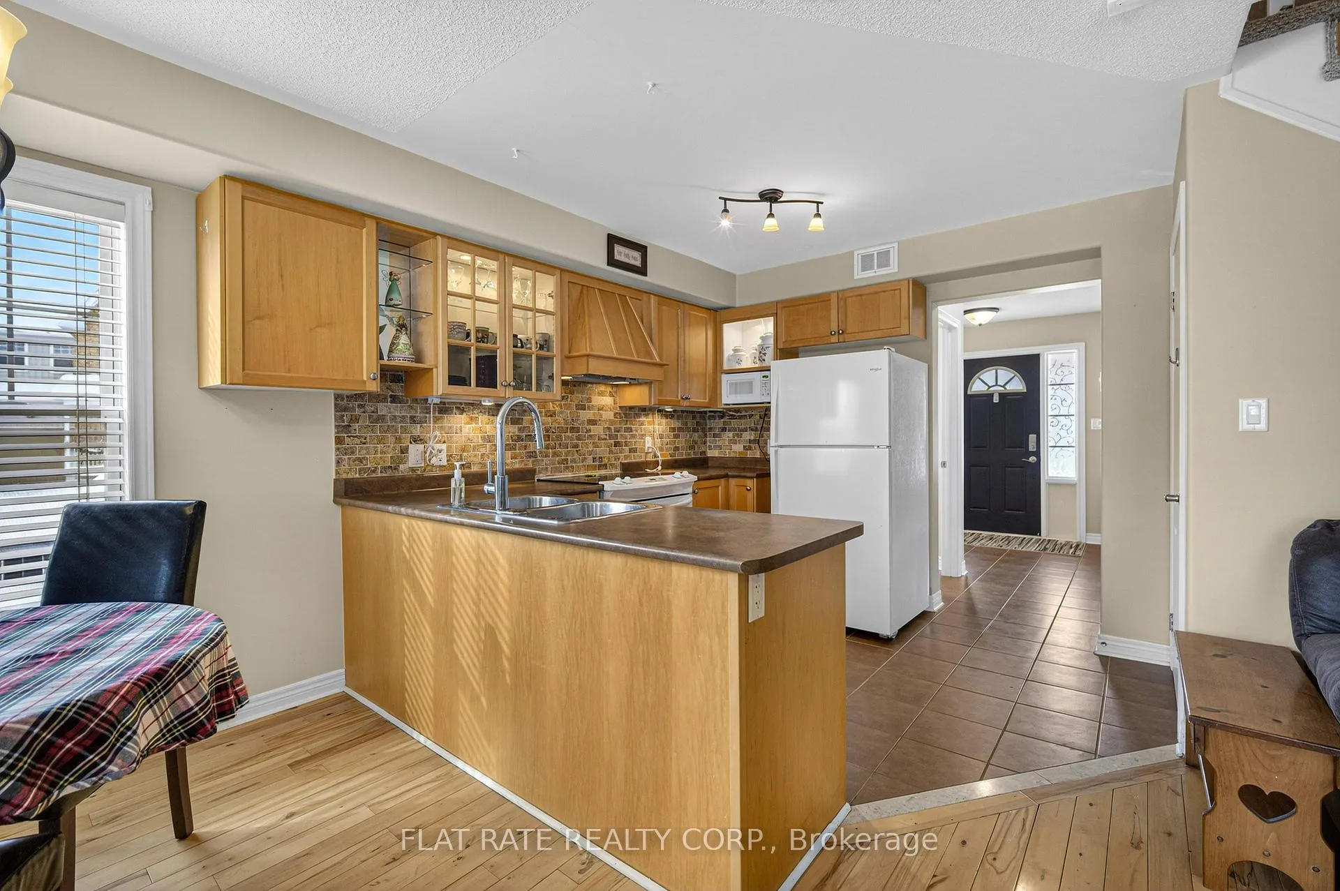 Photo 9 of 169 Bowen Drive, Peterborough, Northcrest Ward 5 — HOMEH