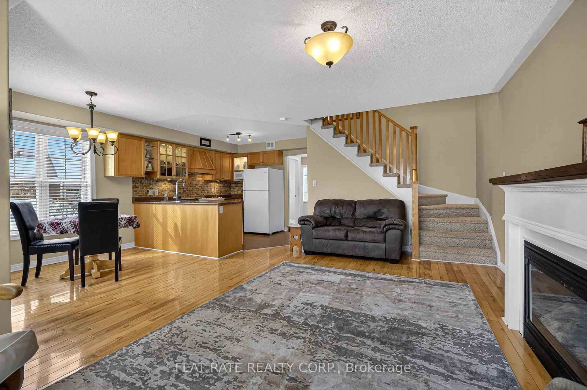 Photo 13 of 169 Bowen Drive, Peterborough, Northcrest Ward 5 — HOMEH
