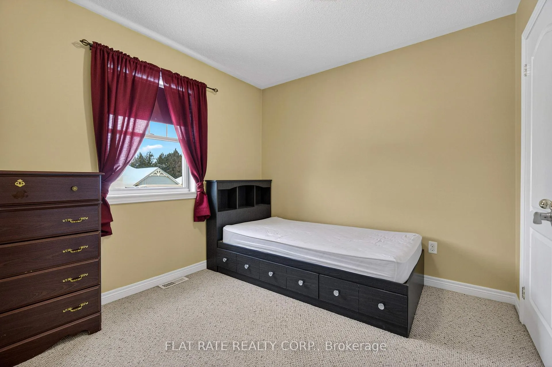 Photo 22 of 169 Bowen Drive, Peterborough, Northcrest Ward 5 — HOMEH