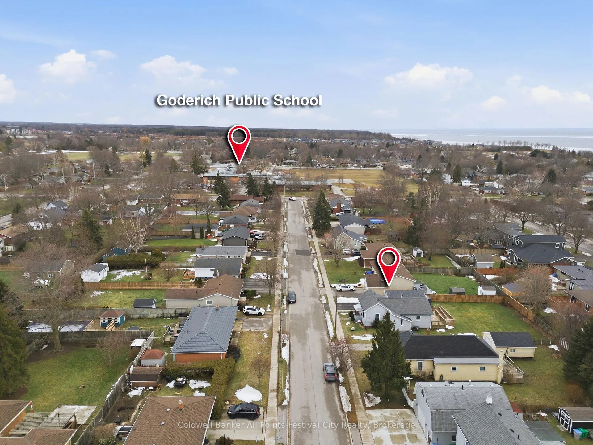 Photo 5 of 186 Wellington Street S, Goderich, Goderich (Town) — HOMEH