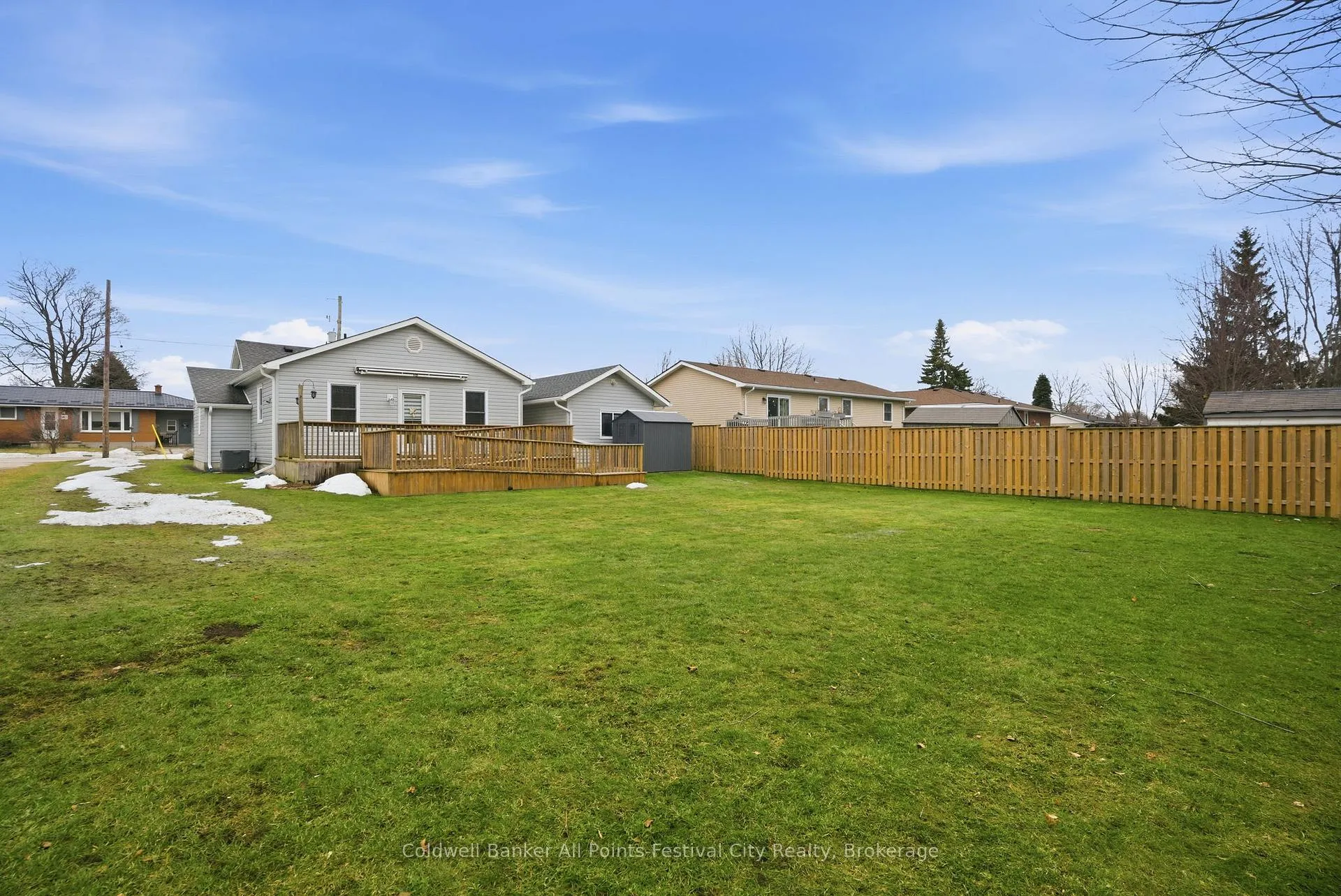 Photo 31 of 186 Wellington Street S, Goderich, Goderich (Town) — HOMEH