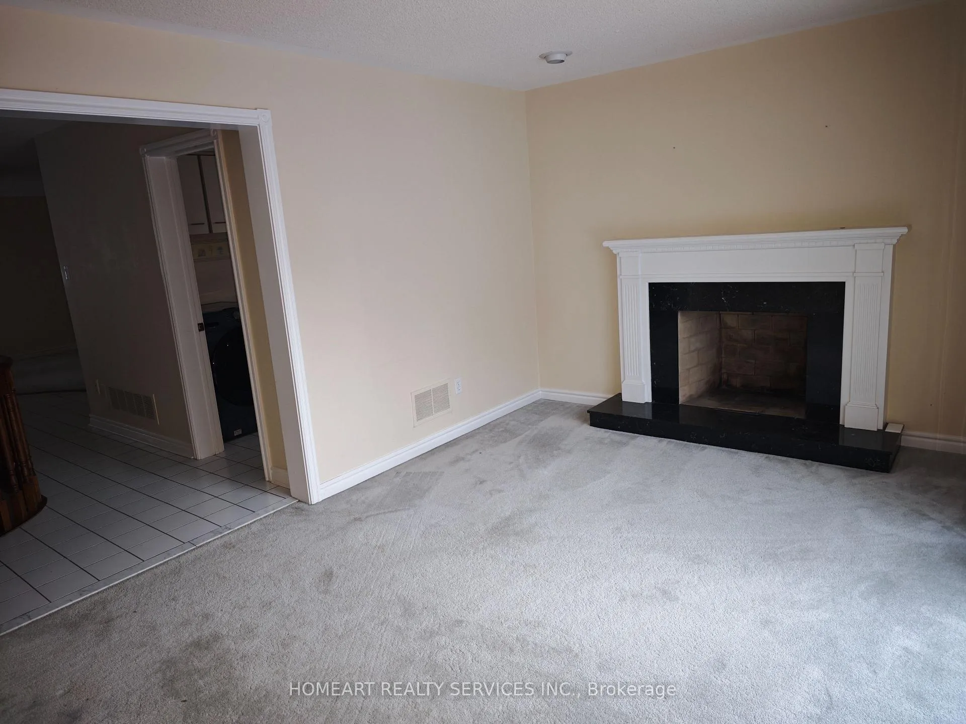 Photo 7 of 52 Melchior Crescent, Markham, Buttonville — HOMEH