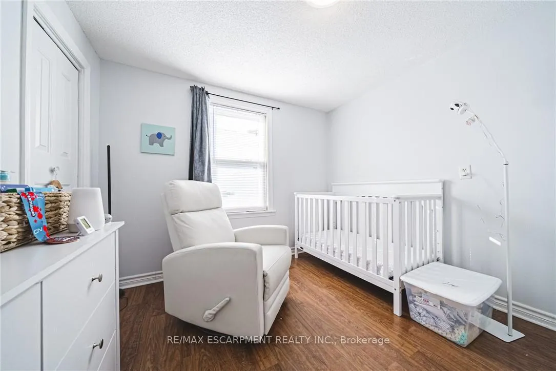 Photo 13 of 143 Fairfield Avenue, Hamilton, Homeside — HOMEH