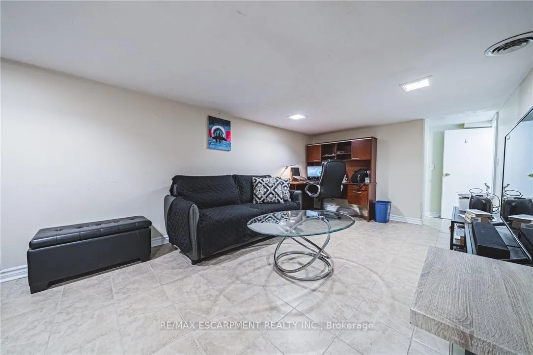 Photo 18 of 143 Fairfield Avenue, Hamilton, Homeside — HOMEH