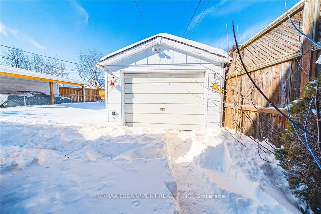 Photo 23 of 143 Fairfield Avenue, Hamilton, Homeside — HOMEH