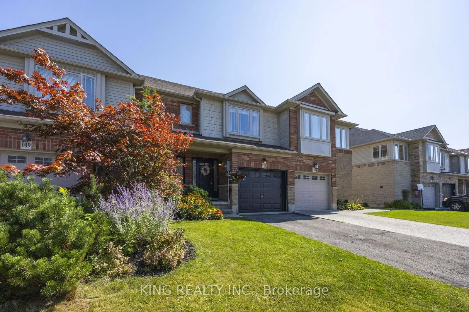 Photo 2 of 111 Donald Bell Drive, Hamilton, Binbrook — HOMEH