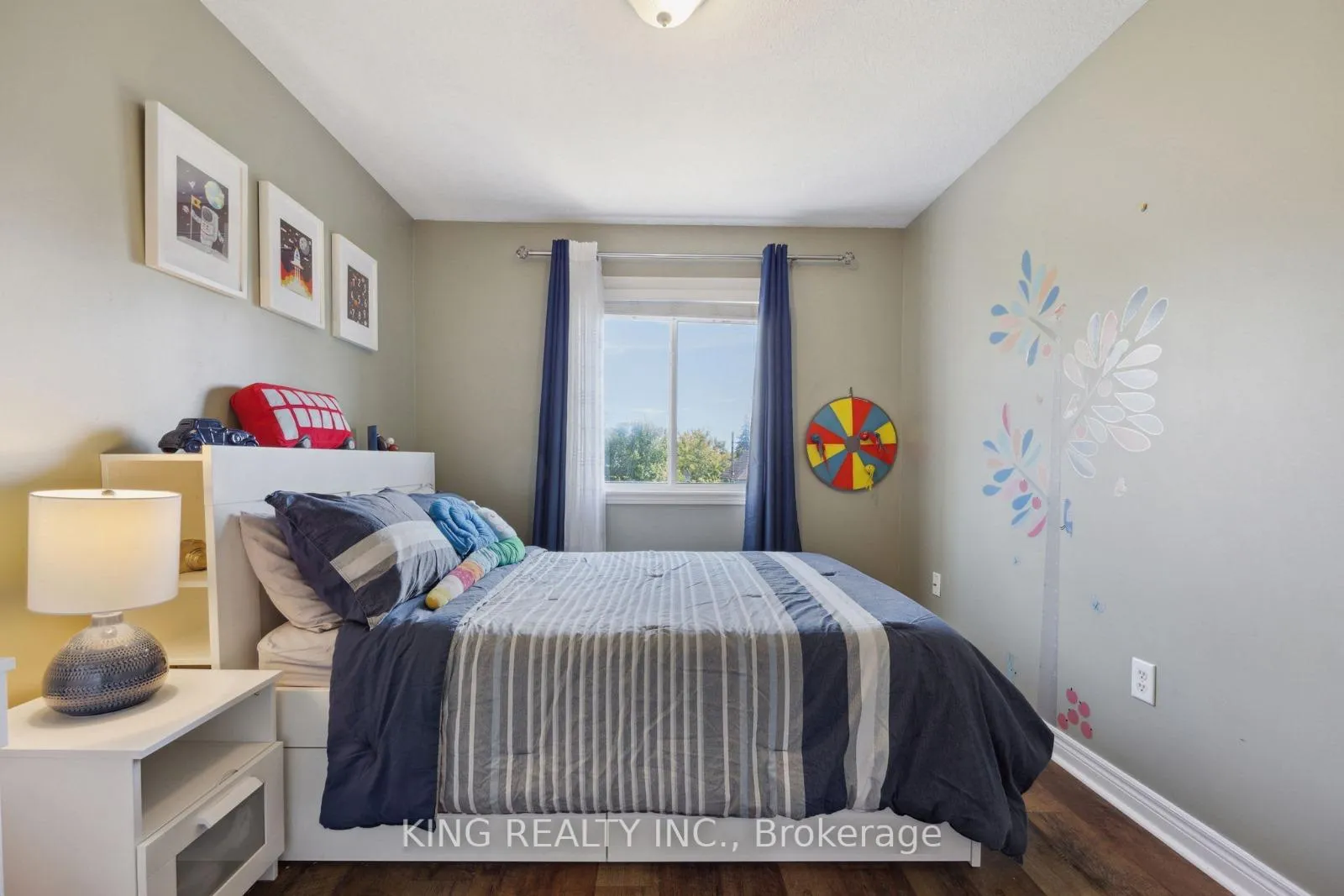 Photo 19 of 111 Donald Bell Drive, Hamilton, Binbrook — HOMEH