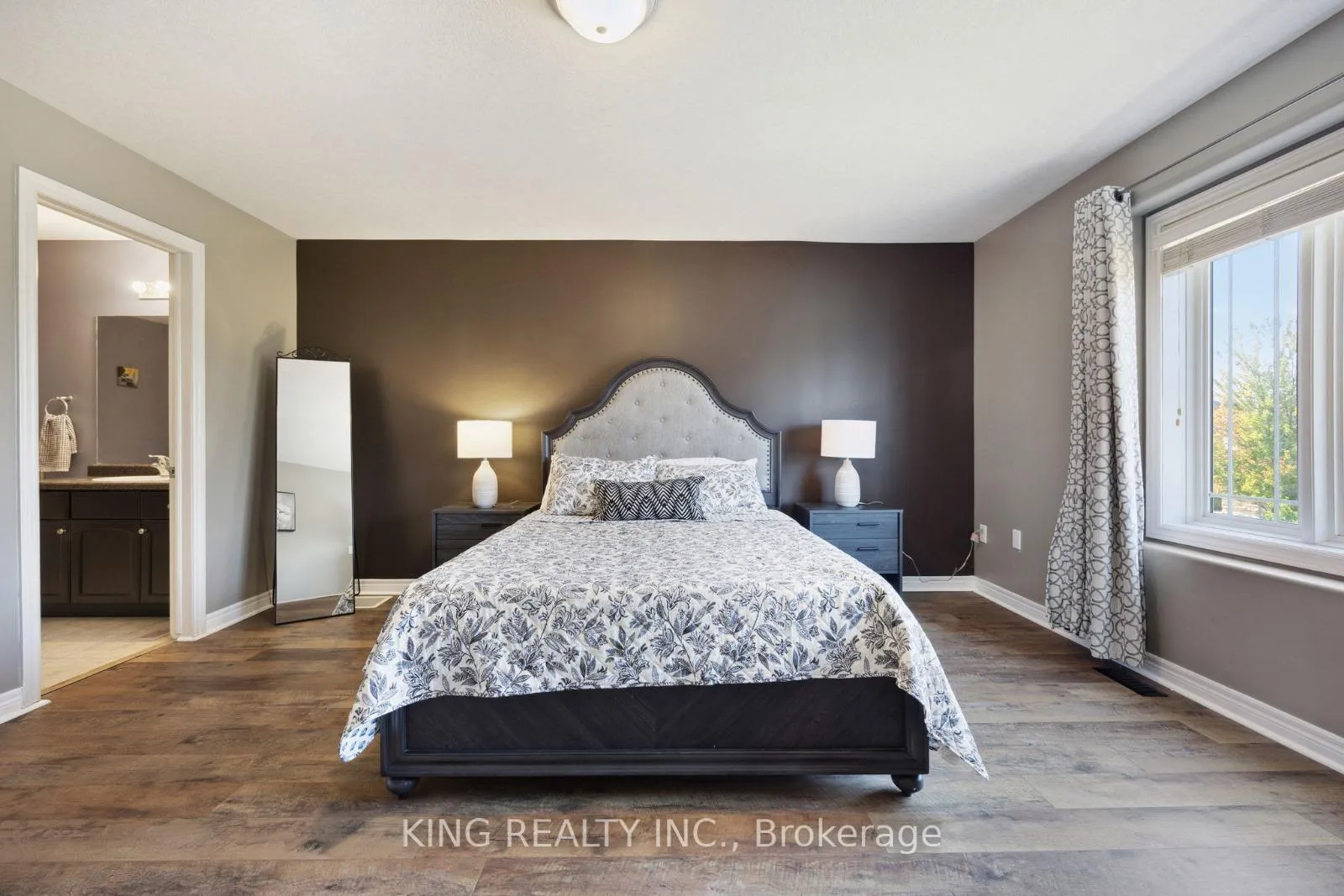Photo 27 of 111 Donald Bell Drive, Hamilton, Binbrook — HOMEH