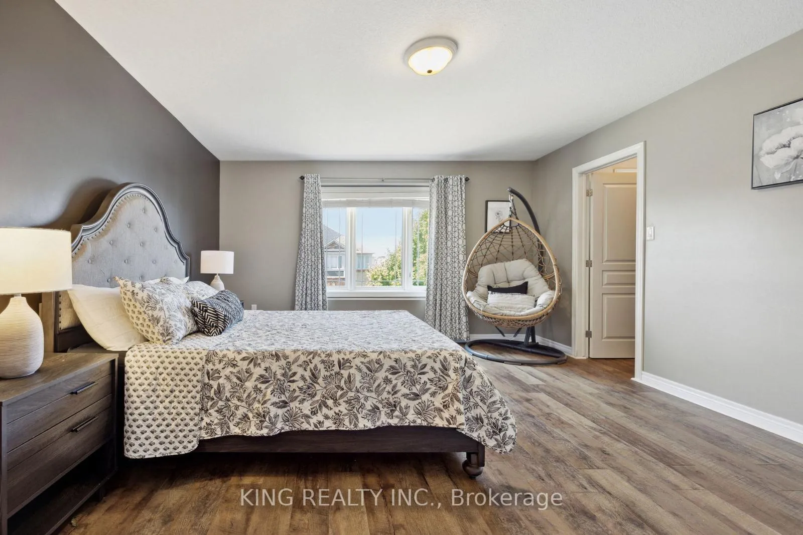 Photo 28 of 111 Donald Bell Drive, Hamilton, Binbrook — HOMEH