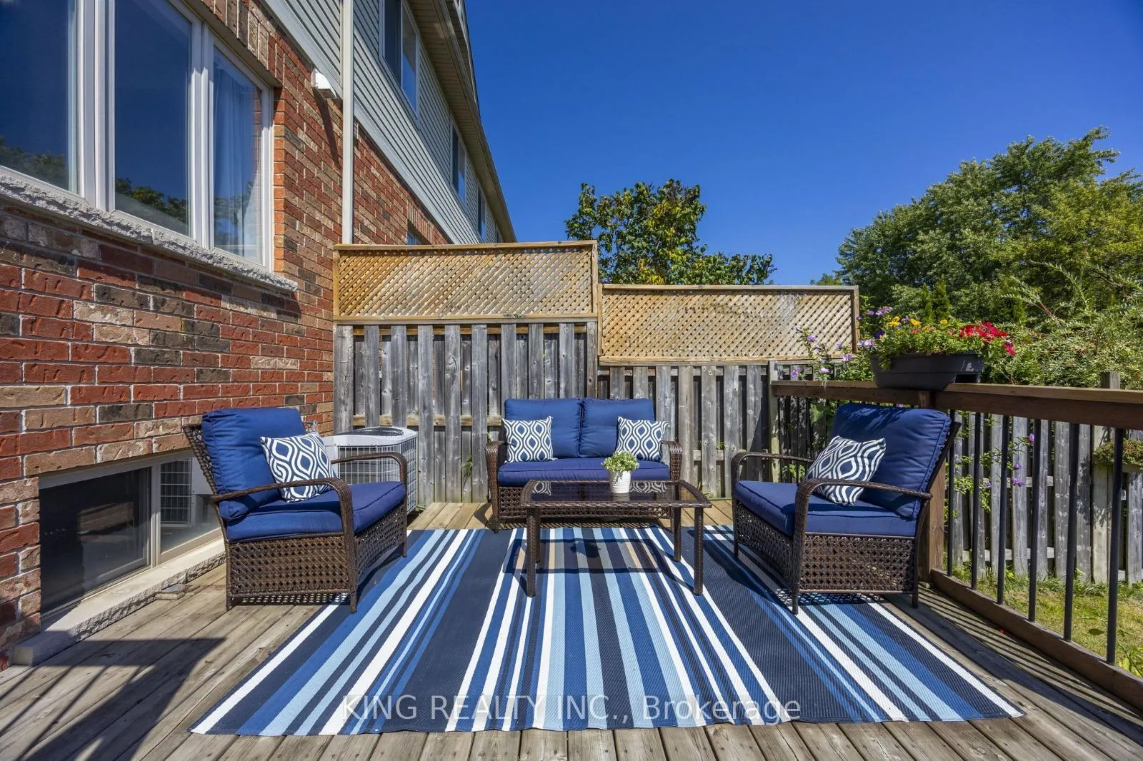 Photo 32 of 111 Donald Bell Drive, Hamilton, Binbrook — HOMEH