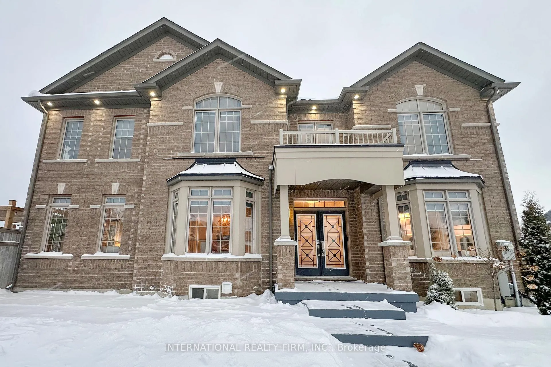 Photo 4 of 55 Flood Avenue, Clarington, Newcastle — HOMEH