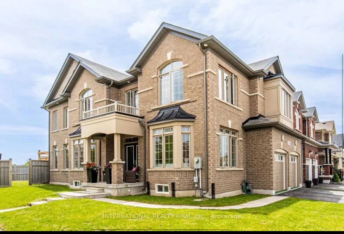 Photo 5 of 55 Flood Avenue, Clarington, Newcastle — HOMEH
