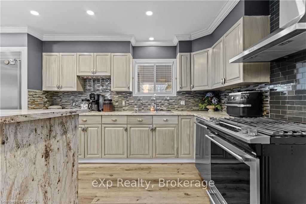 Photo 9 of 3900 Round Lake Road, Frontenac, Frontenac South — HOMEH