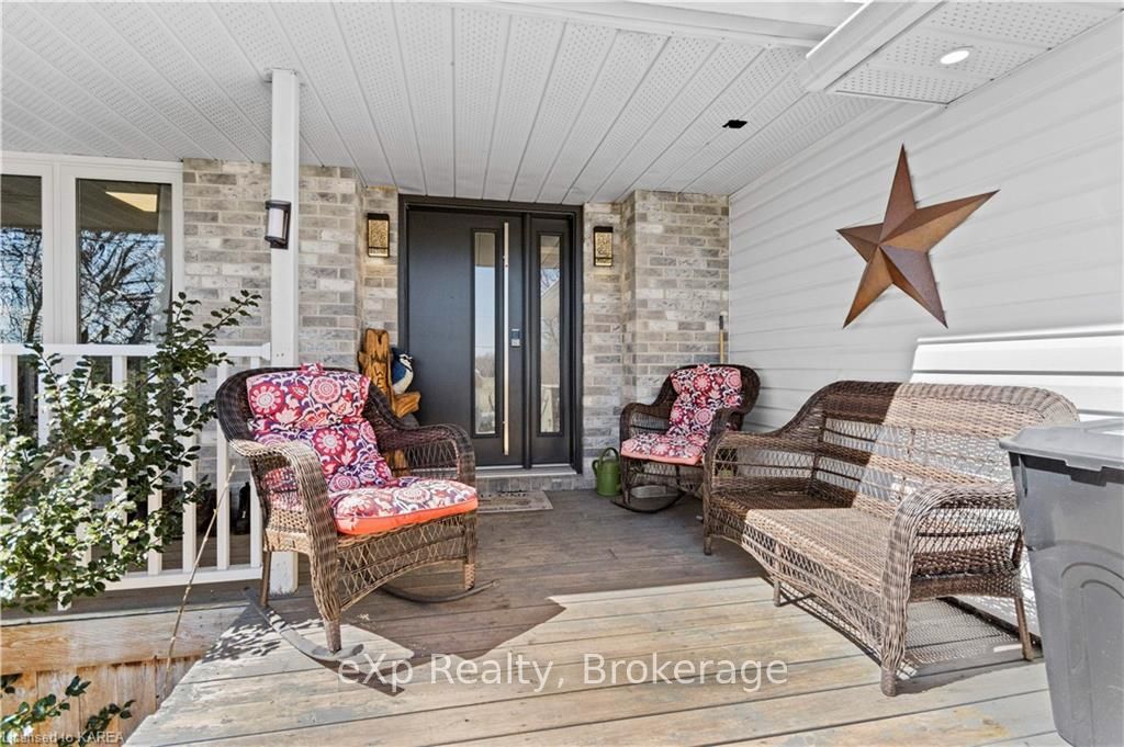 Photo 4 of 3900 Round Lake Road, Frontenac, Frontenac South — HOMEH