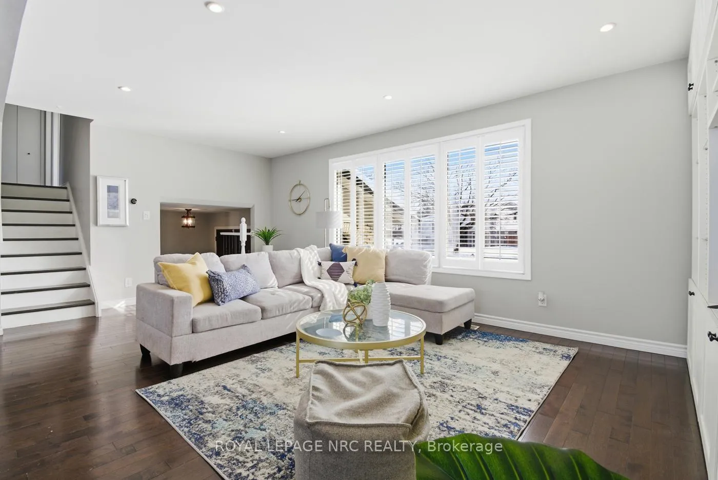 Photo 5 of 29 Beachview Drive, St. Catharines, Lakeshore — HOMEH