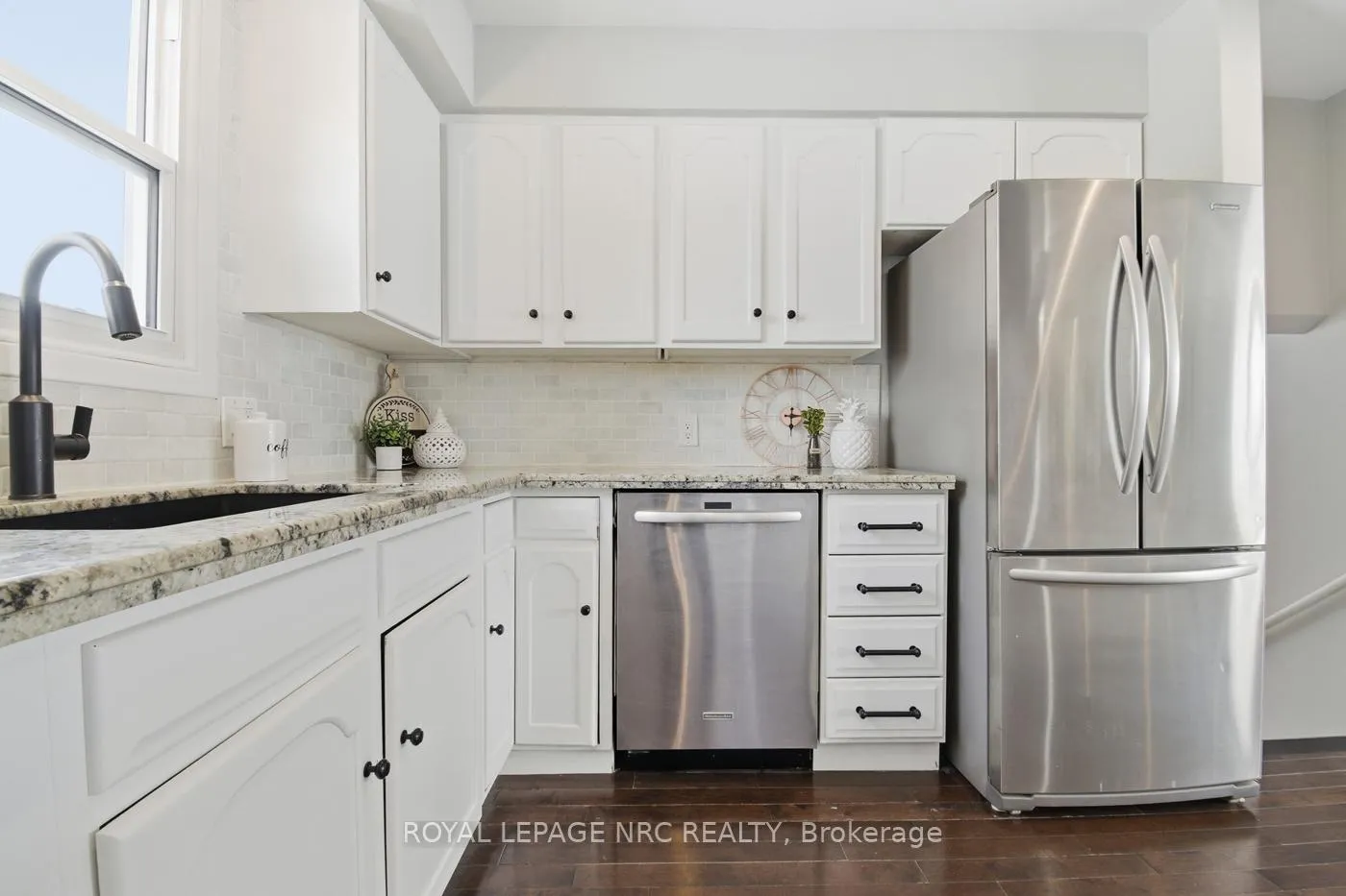 Photo 15 of 29 Beachview Drive, St. Catharines, Lakeshore — HOMEH