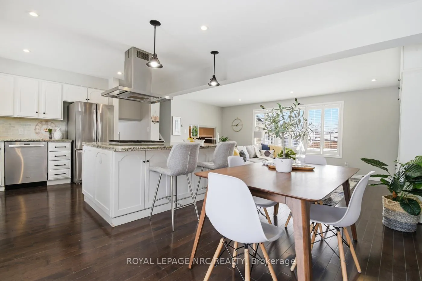 Photo 18 of 29 Beachview Drive, St. Catharines, Lakeshore — HOMEH