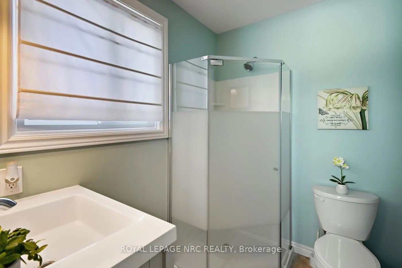 Photo 25 of 29 Beachview Drive, St. Catharines, Lakeshore — HOMEH