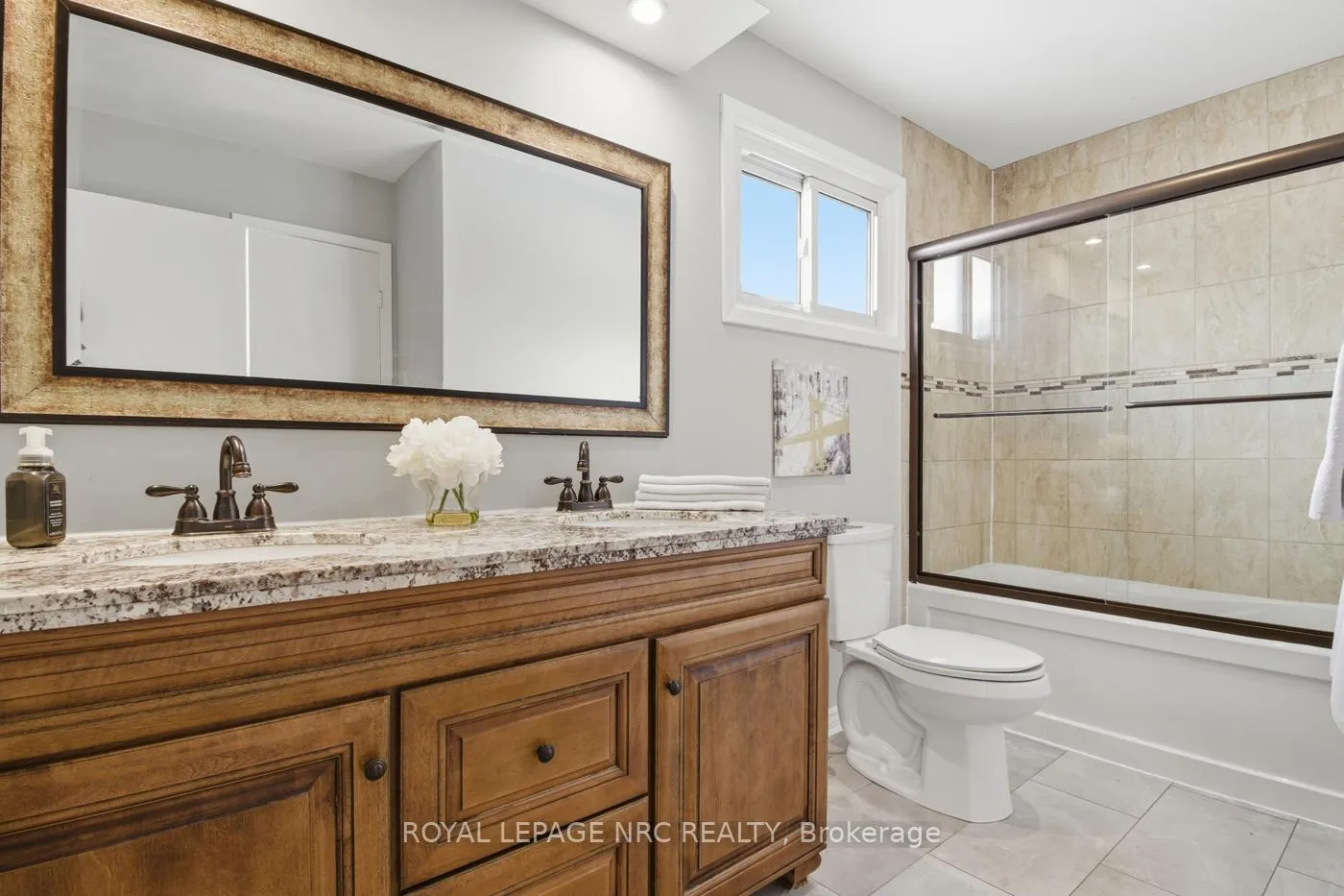 Photo 26 of 29 Beachview Drive, St. Catharines, Lakeshore — HOMEH
