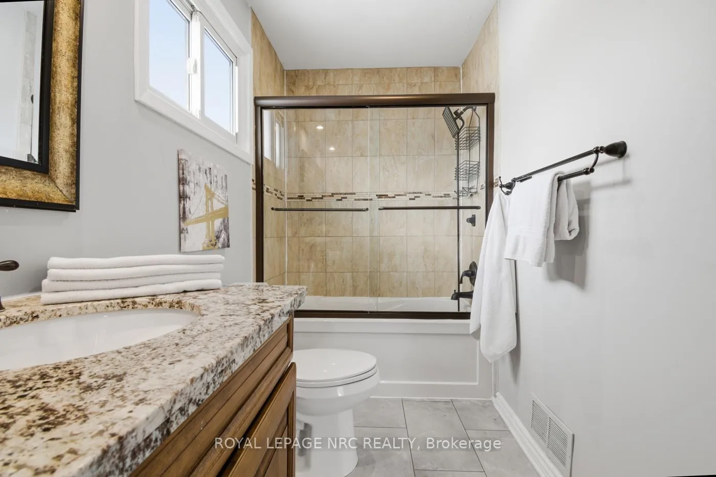 Photo 28 of 29 Beachview Drive, St. Catharines, Lakeshore — HOMEH