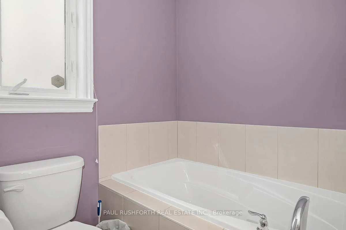 Photo 17 of 129 Tradewinds Crescent, North Grenville, North Grenville Twp (Kemptville South) — HOMEH