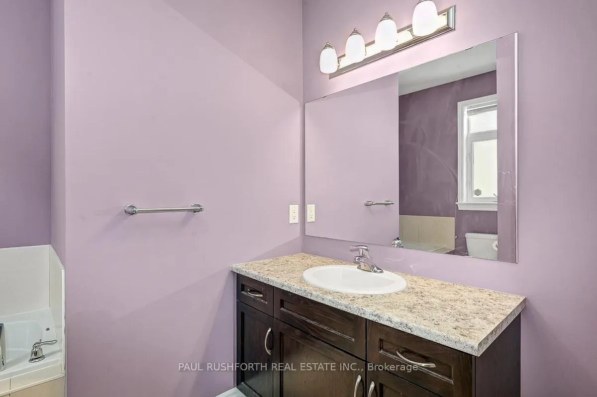 Photo 18 of 129 Tradewinds Crescent, North Grenville, North Grenville Twp (Kemptville South) — HOMEH