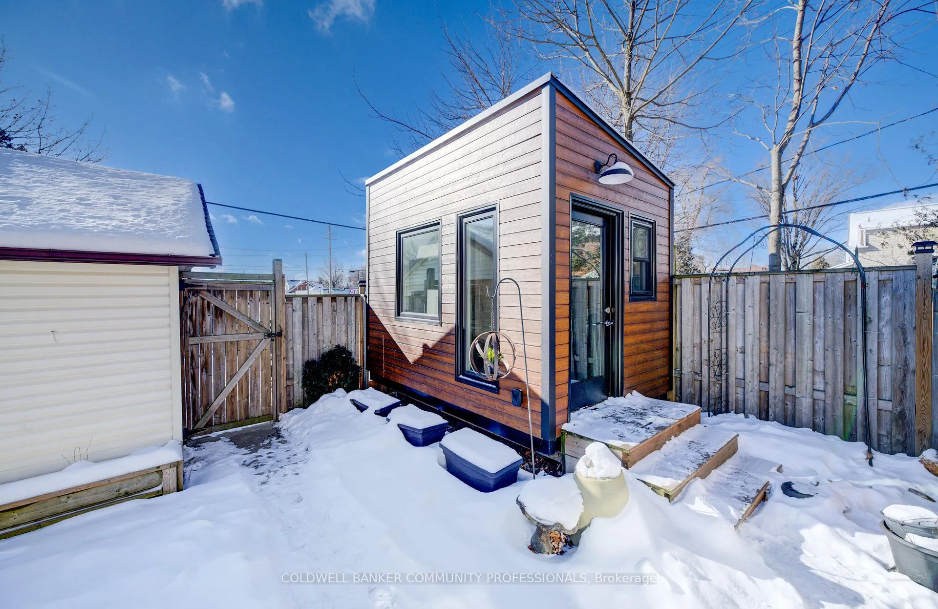 Photo 2 of 60 Alpine Avenue, Hamilton, Inch Park — HOMEH