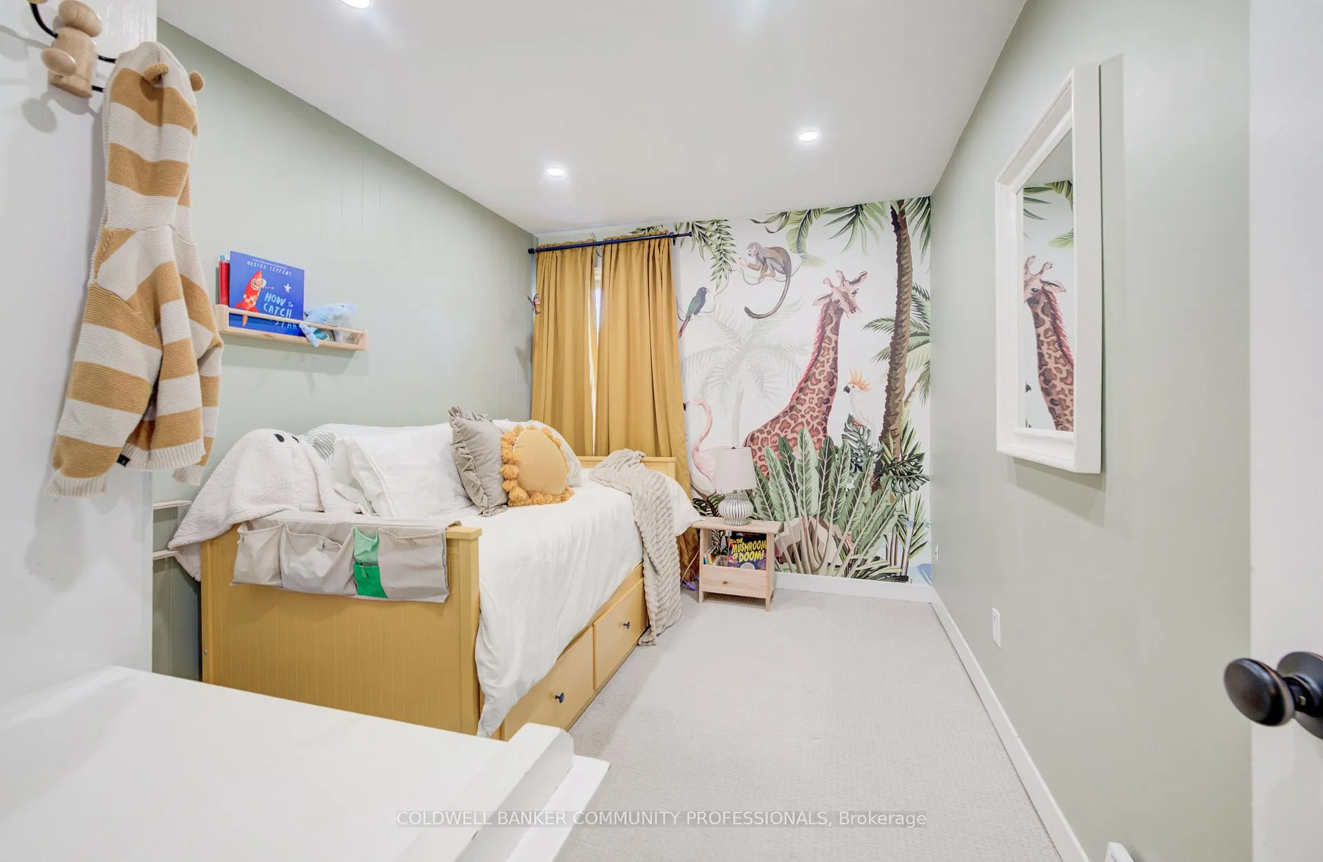 Photo 22 of 60 Alpine Avenue, Hamilton, Inch Park — HOMEH