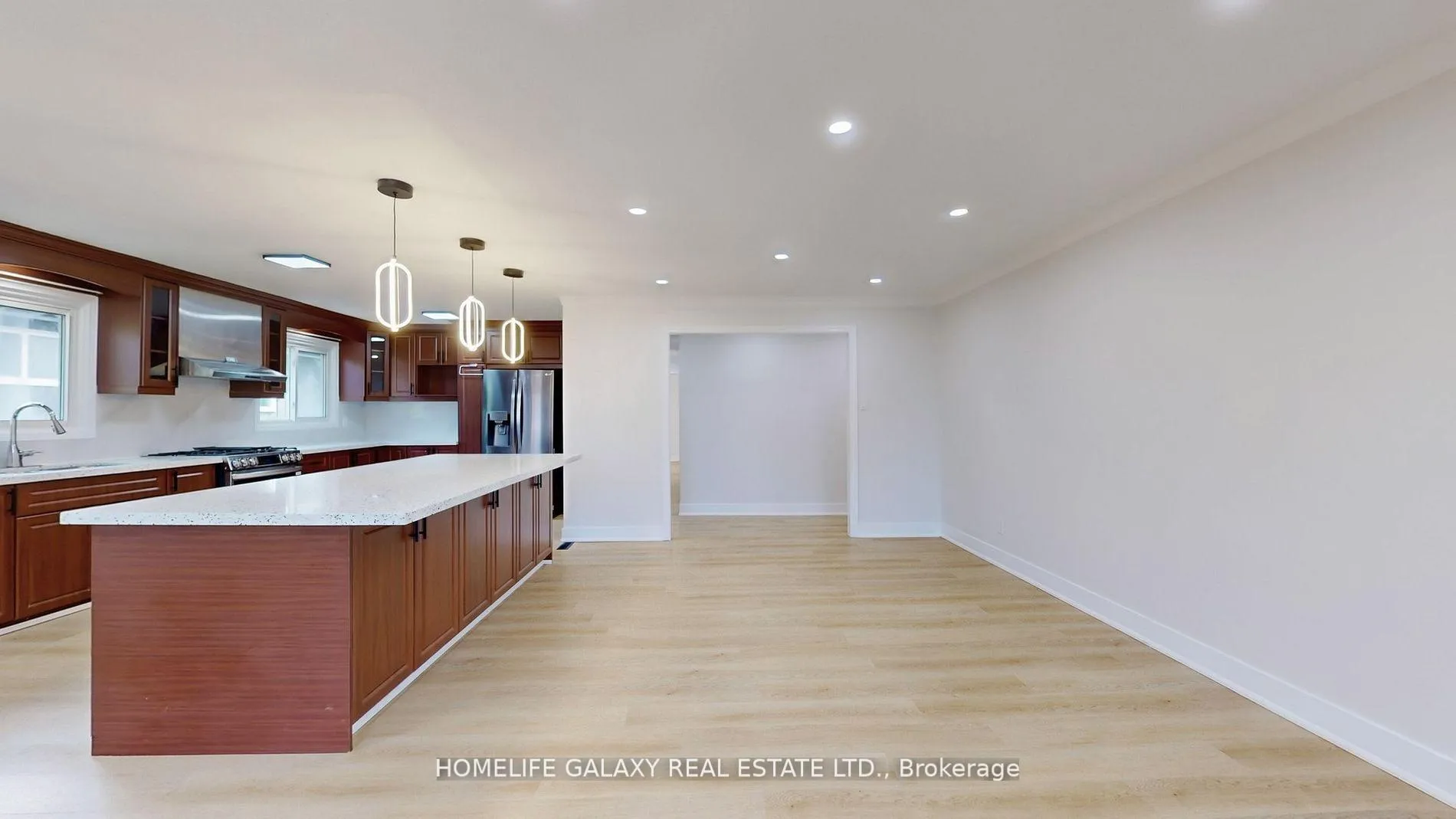 Photo 10 of 1882 Shadybrook Drive, Pickering, Amberlea — HOMEH