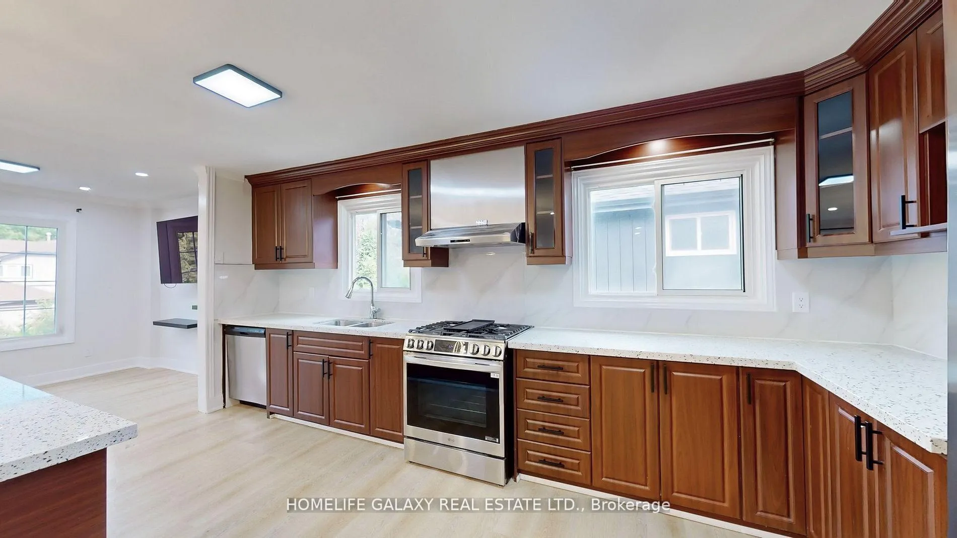 Photo 15 of 1882 Shadybrook Drive, Pickering, Amberlea — HOMEH