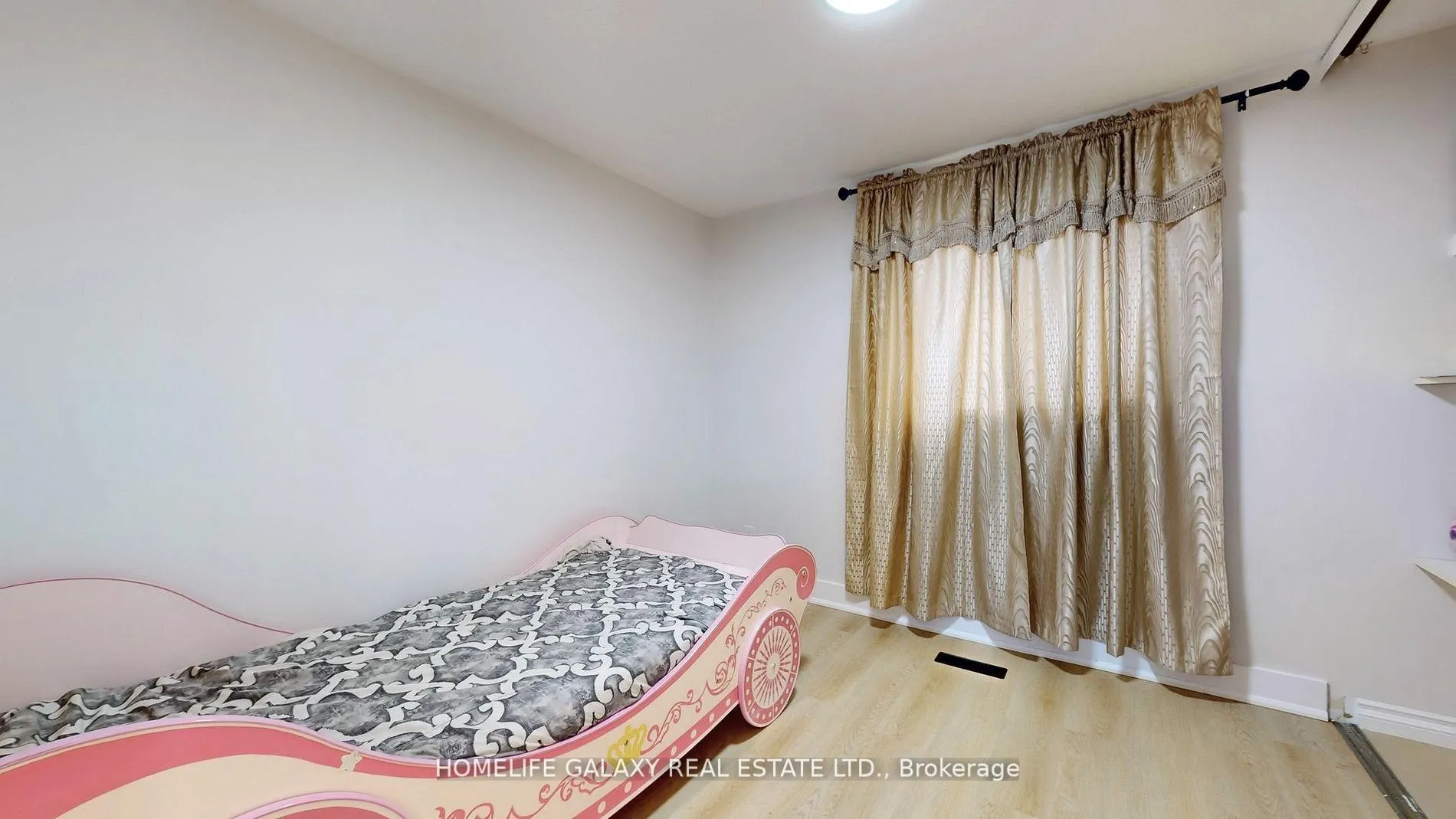 Photo 25 of 1882 Shadybrook Drive, Pickering, Amberlea — HOMEH
