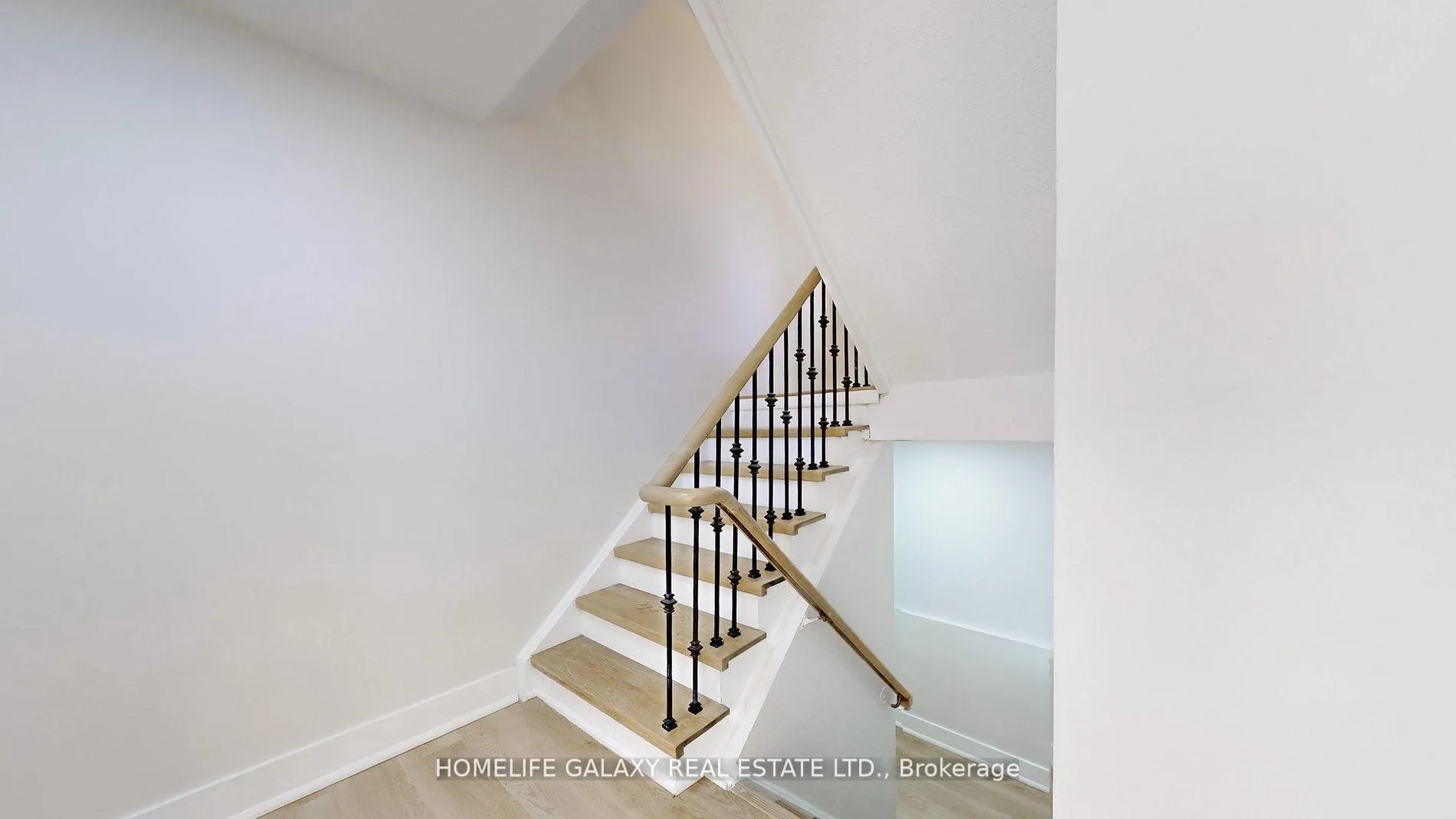 Photo 33 of 1882 Shadybrook Drive, Pickering, Amberlea — HOMEH