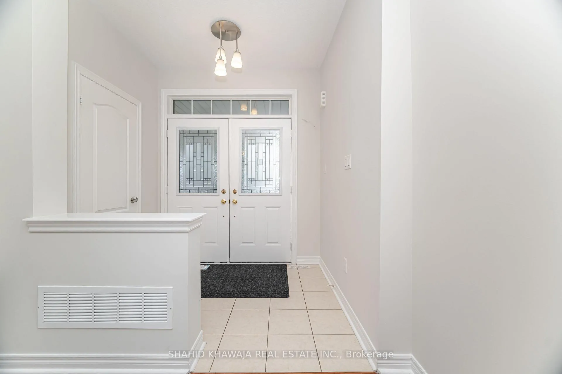 Photo 4 of 480 Nairn Circle, Milton, Scott — HOMEH