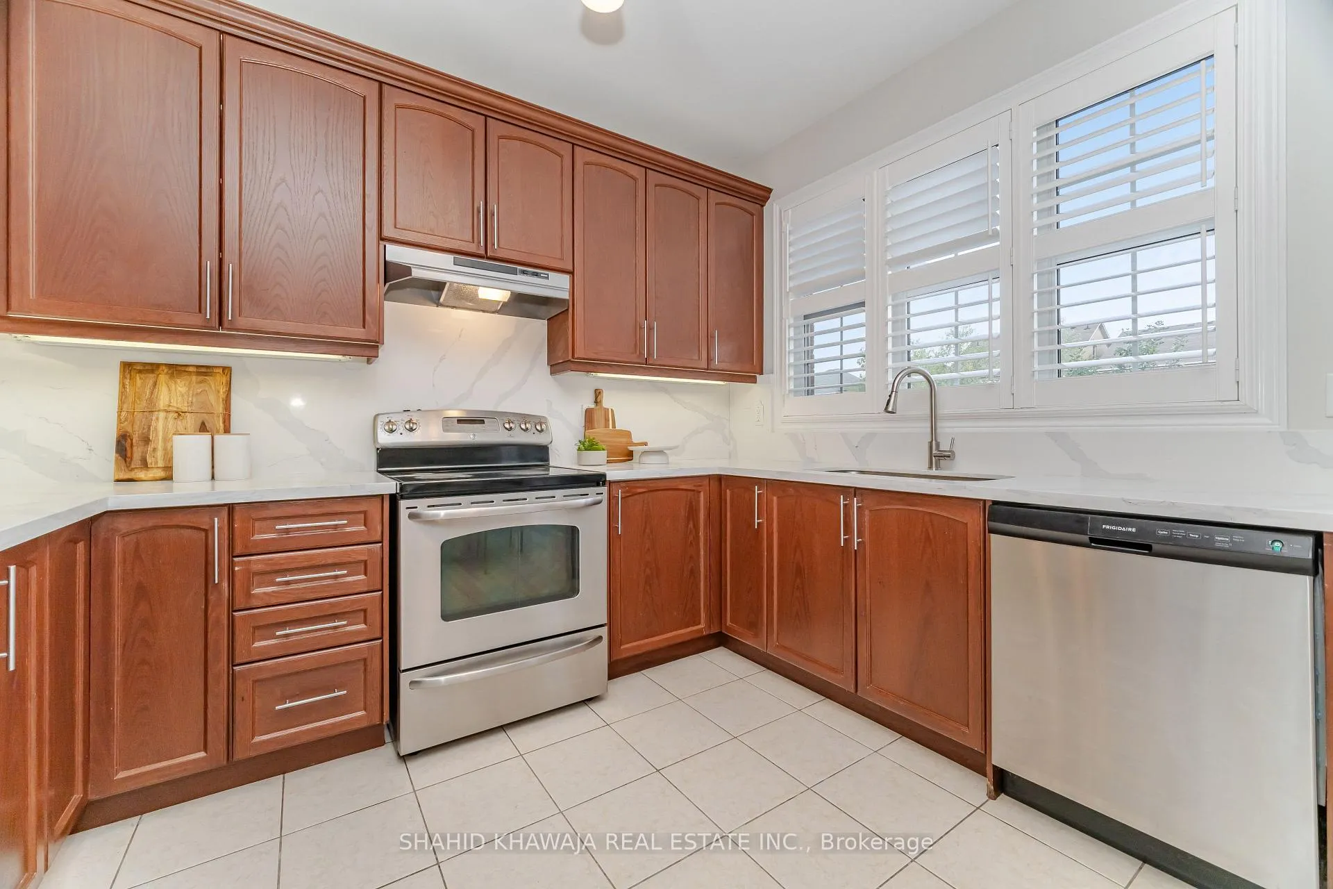 Photo 13 of 480 Nairn Circle, Milton, Scott — HOMEH
